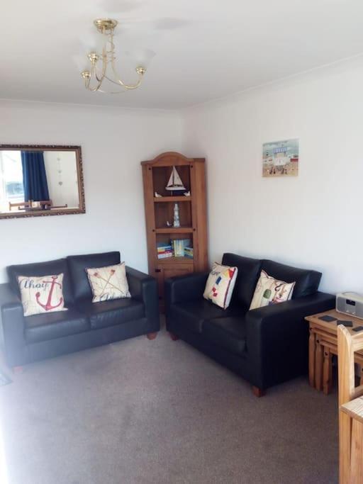 Apartment With Heated Pool & Close To Beach Paignton Kültér fotó
